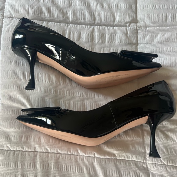 Roger Vivier 65MM Patent Leather Pumps - Picture 3 of 6